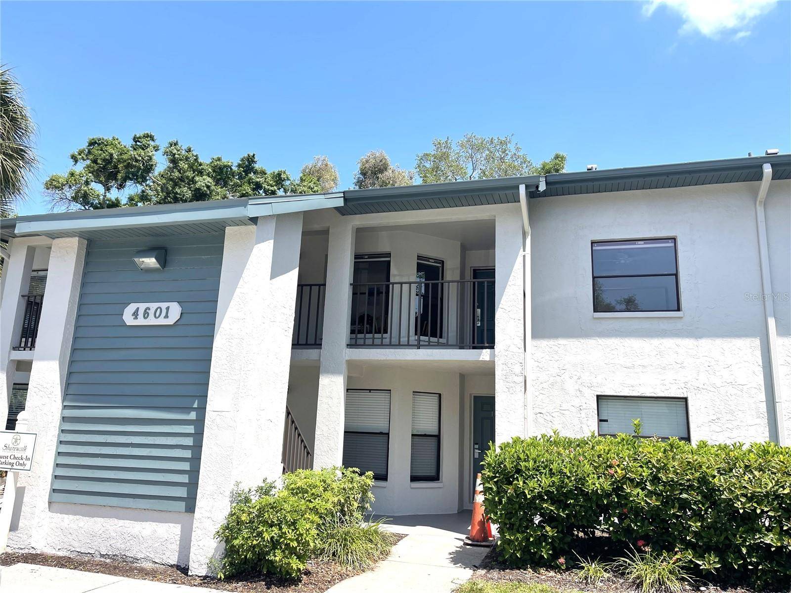 4601 46TH STREET CT W #202B, Bradenton, FL 34210