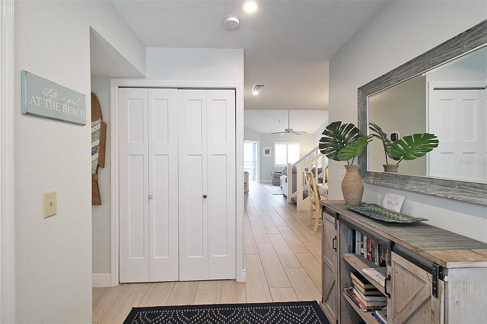 1275 SIESTA BAYSIDE DR #1275-B, Sarasota, FL 34242