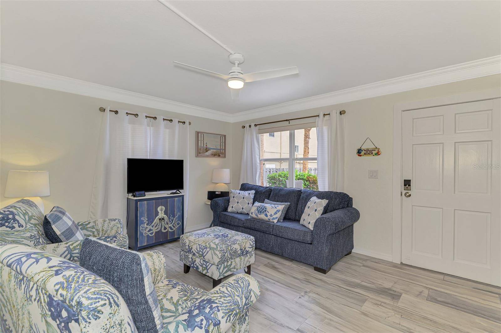 446 CANAL RD #5, Sarasota, FL 34242