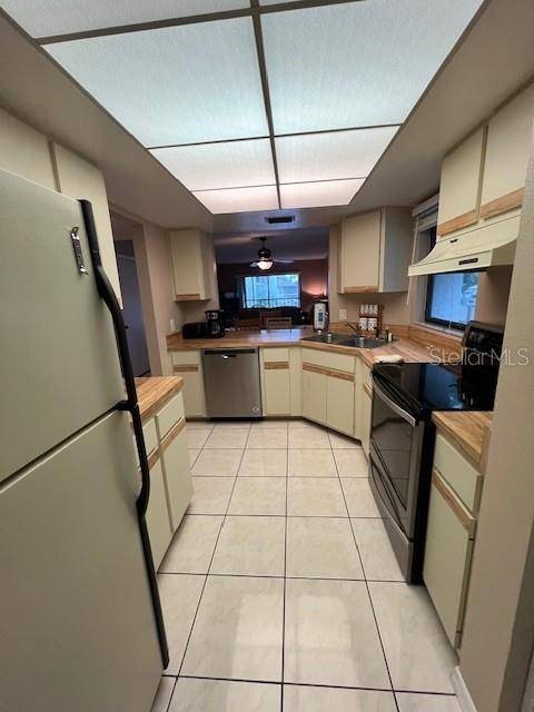 7205 CURTISS AVE #2F, Sarasota, FL 34231