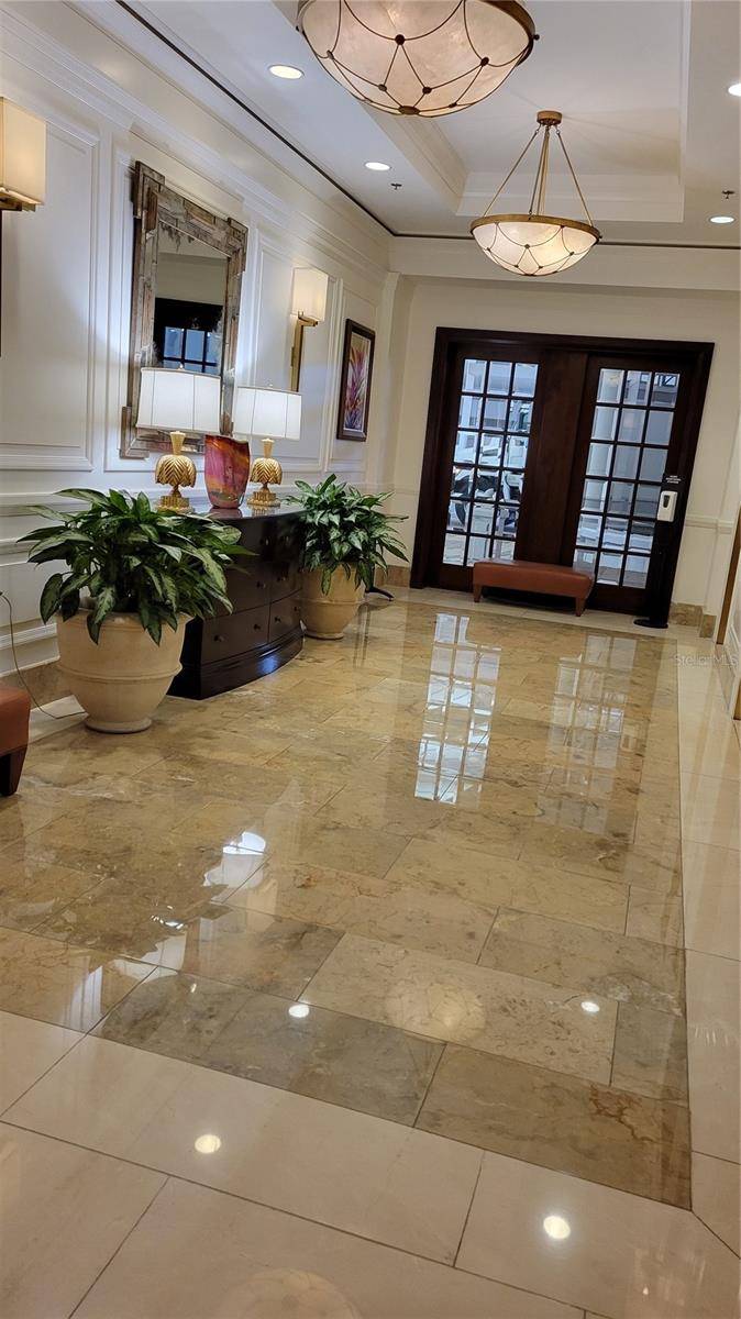 50 CENTRAL AVE #16A, Sarasota, FL 34236