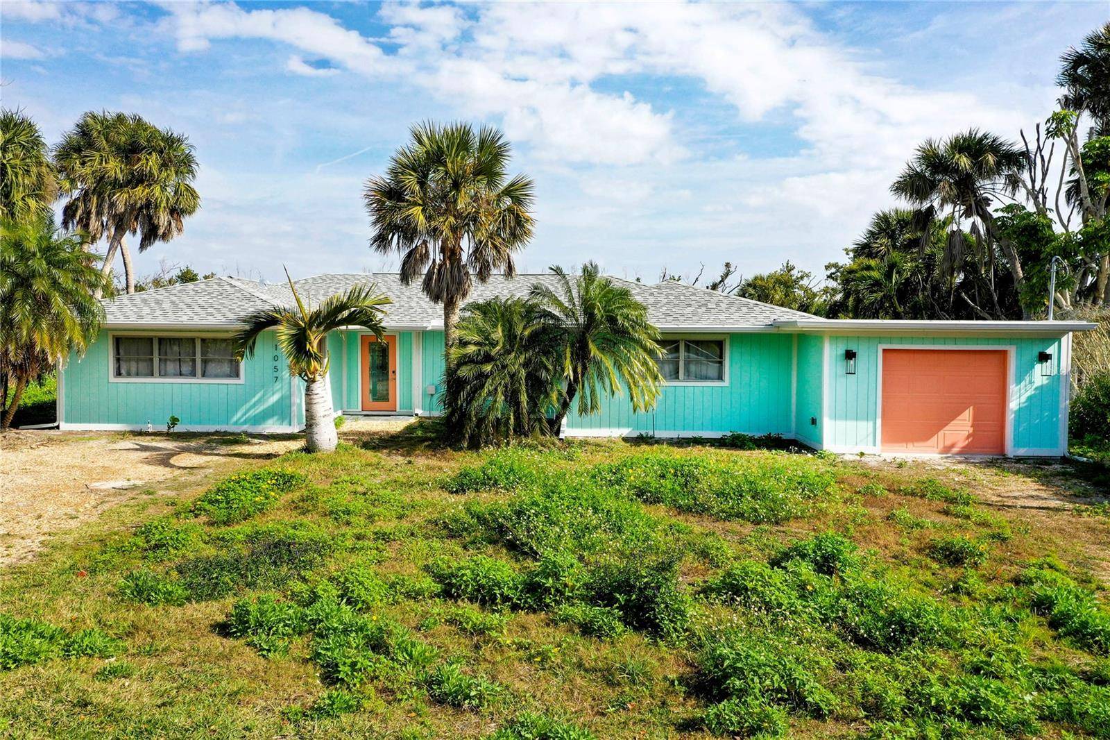 1057 BLUE HERON DR, Sanibel, FL 33957