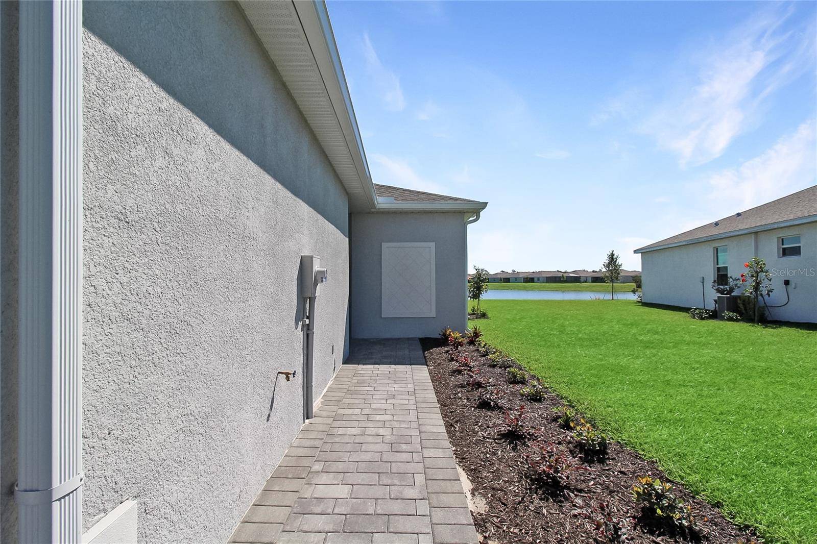 8829 SAINT KITTS CIR, Englewood, FL 34224