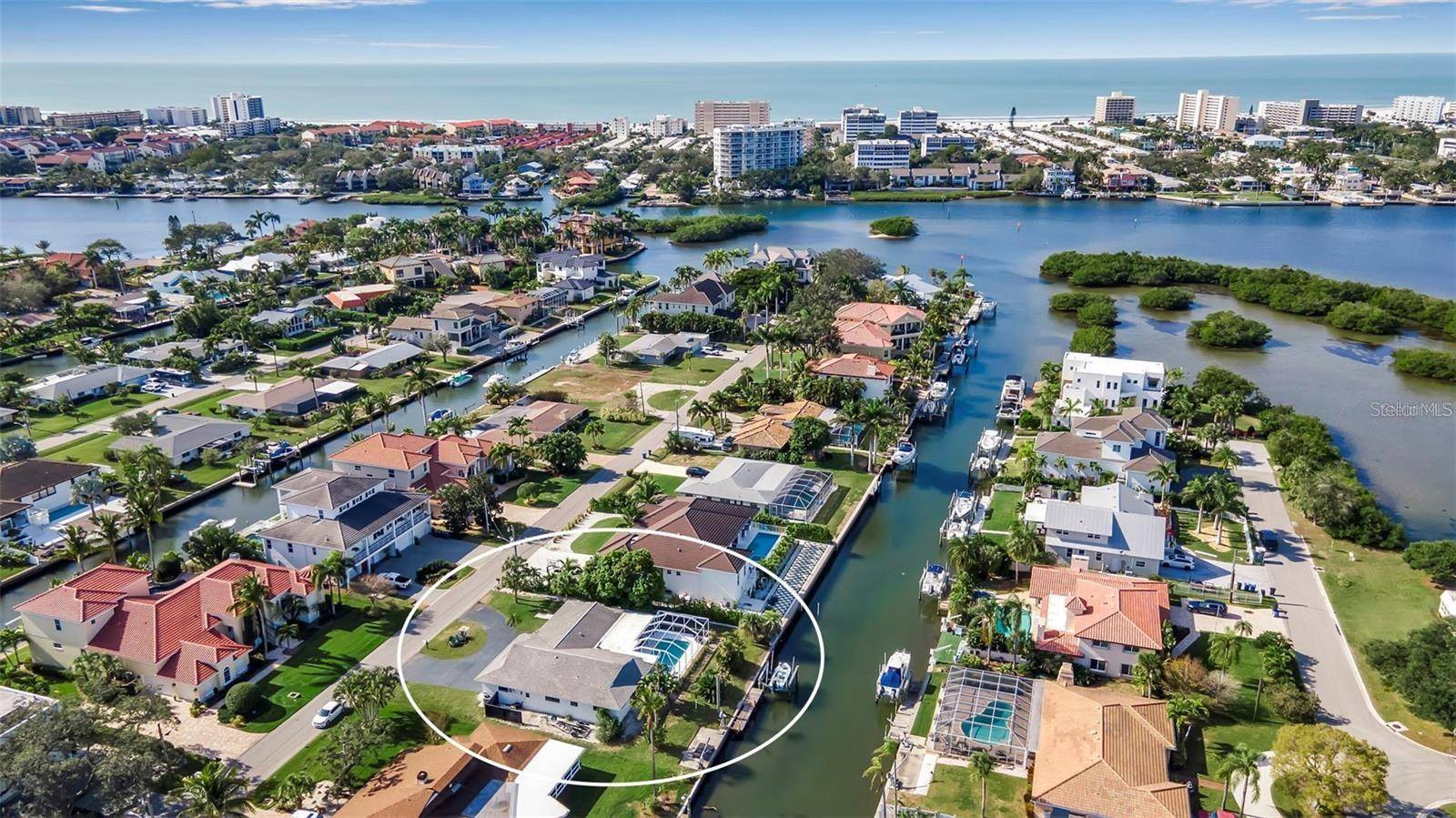 1649 STANFORD LN, Sarasota, FL 34231