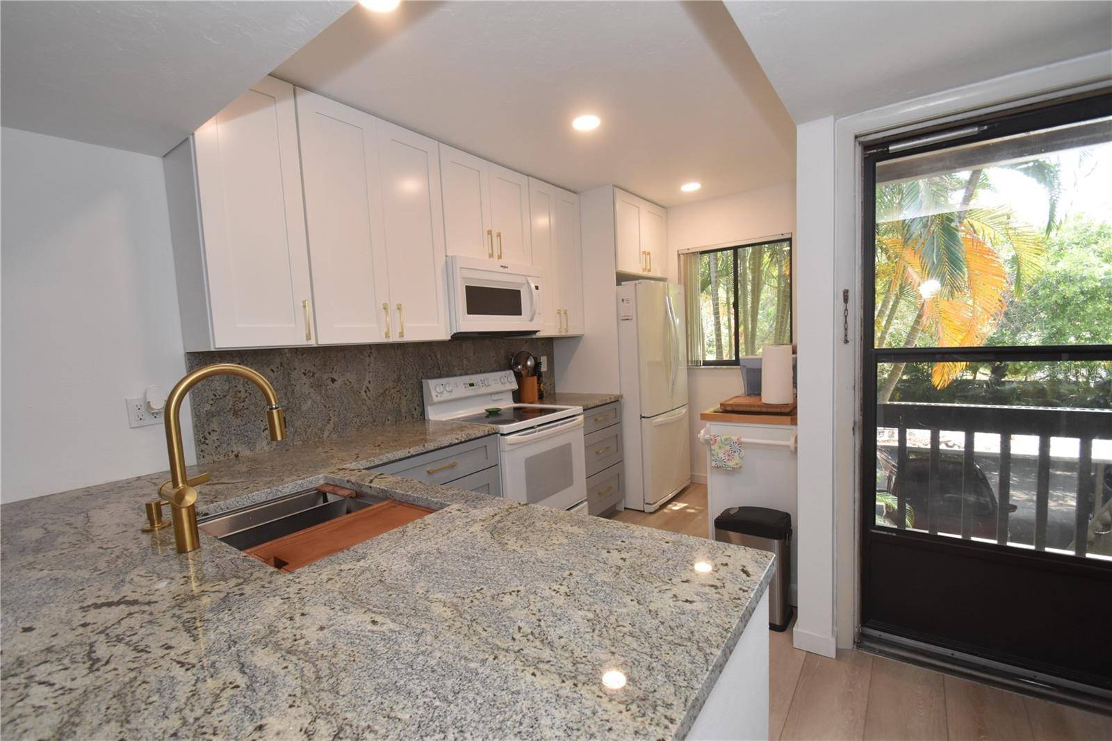 1720 GLENHOUSE DR #GL429, Sarasota, FL 34231