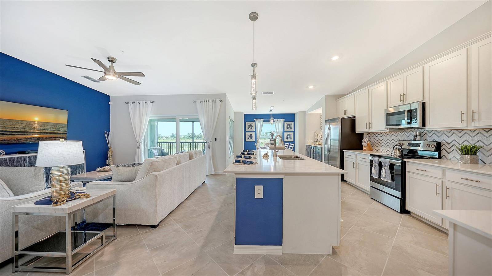 12550 GALAPAGOS CT #205, Venice, FL 34293