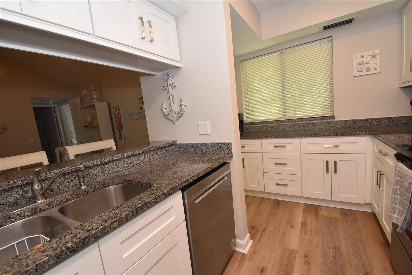 1720 GLENHOUSE DR #GL427, Sarasota, FL 34231