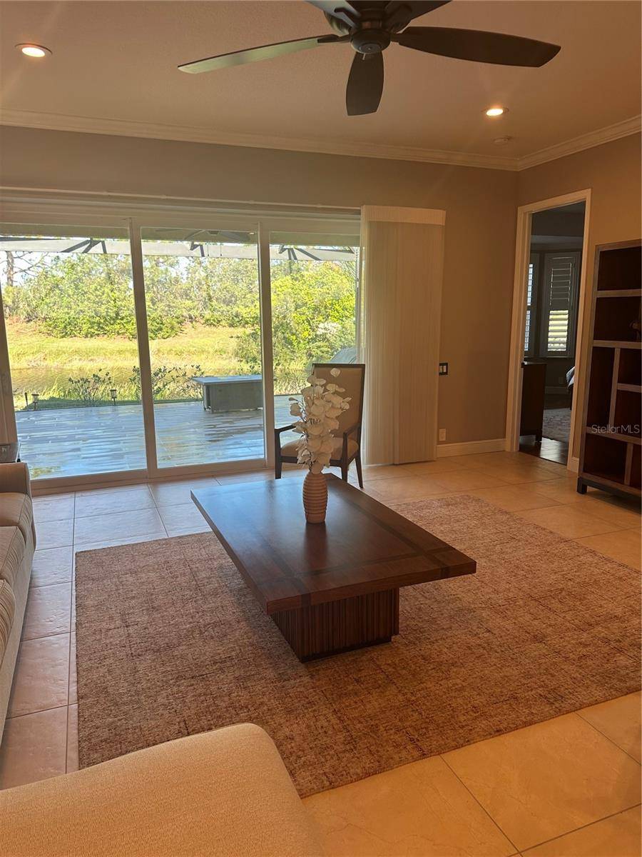 7135 KENSINGTON CT, University Park, FL 34201