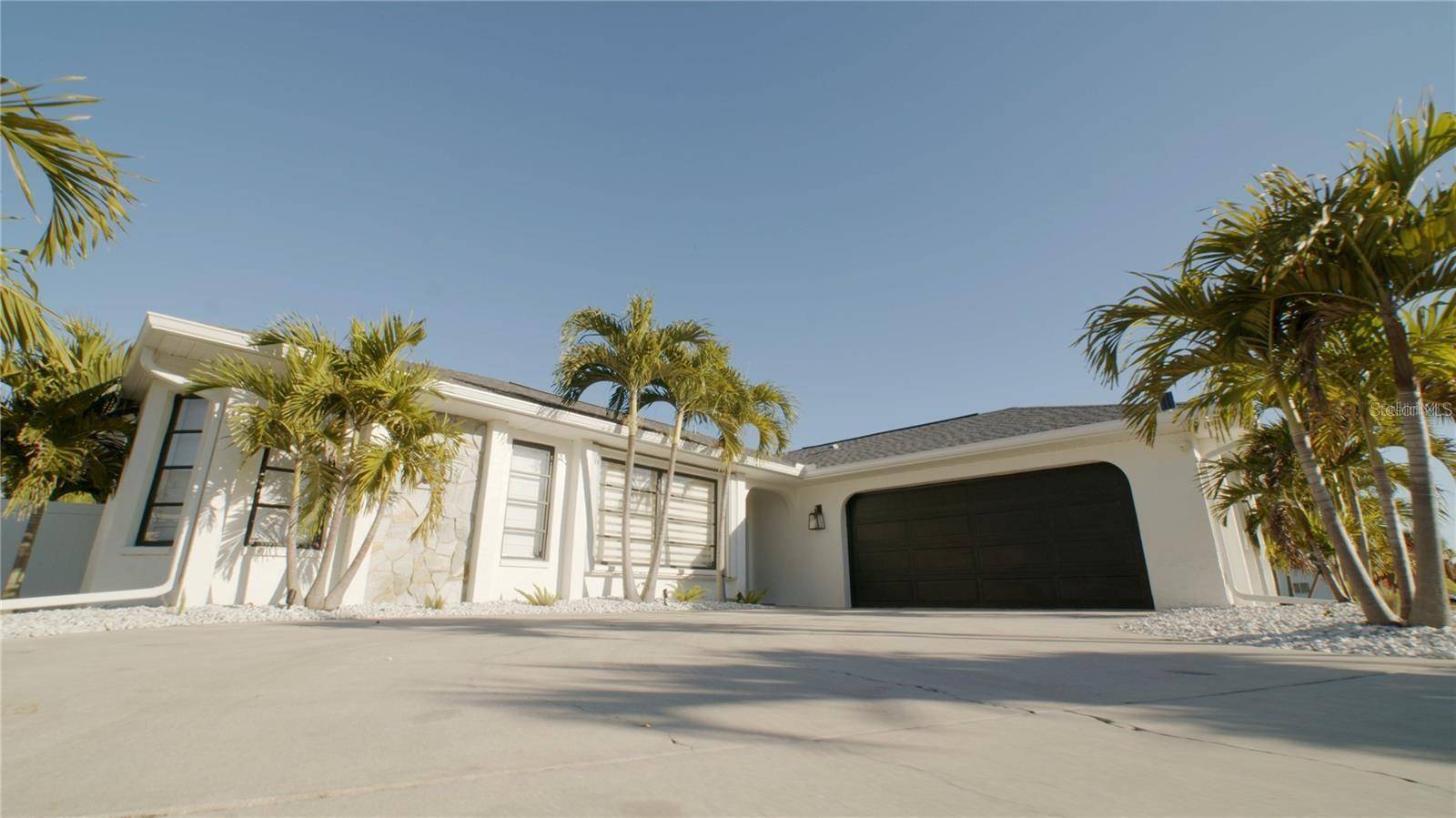 18770 MCGRATH CIR, Port Charlotte, FL 33948