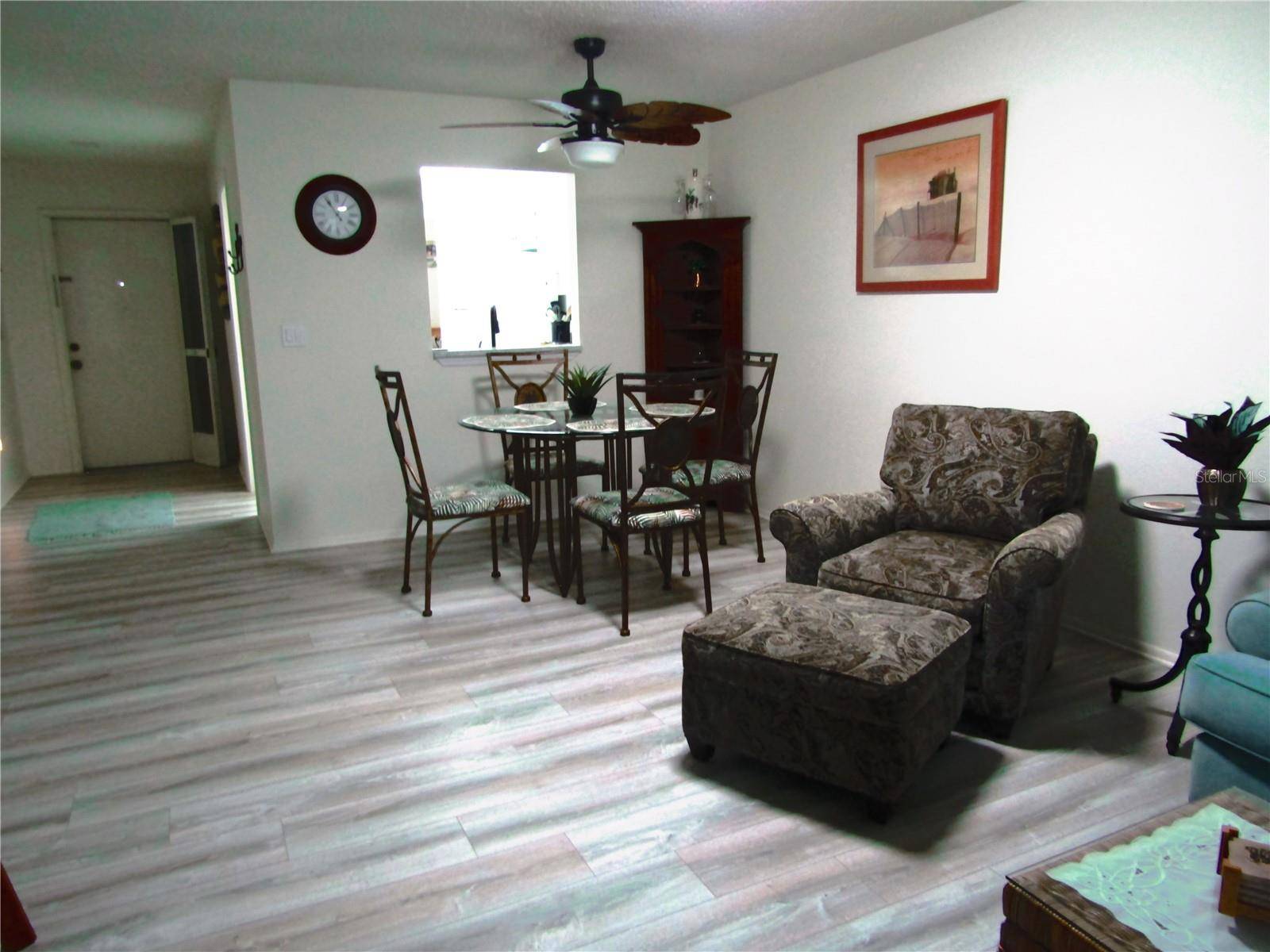 7050 W COUNTRY CLUB DR N #10-A, Sarasota, FL 34243