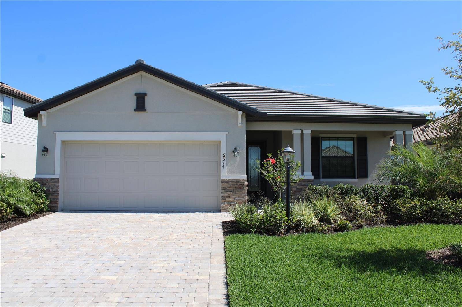 6647 CLAIRBORNE LN, Bradenton, FL 34211