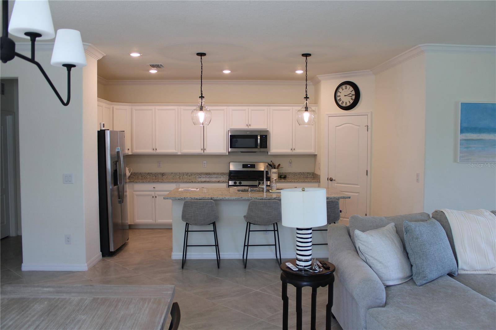 6647 CLAIRBORNE LN, Bradenton, FL 34211