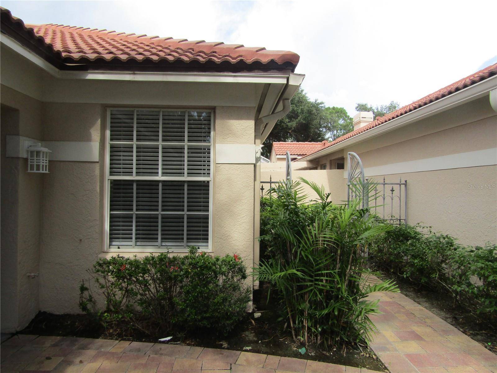 4026 LYNDHURST CT #13, Sarasota, FL 34235