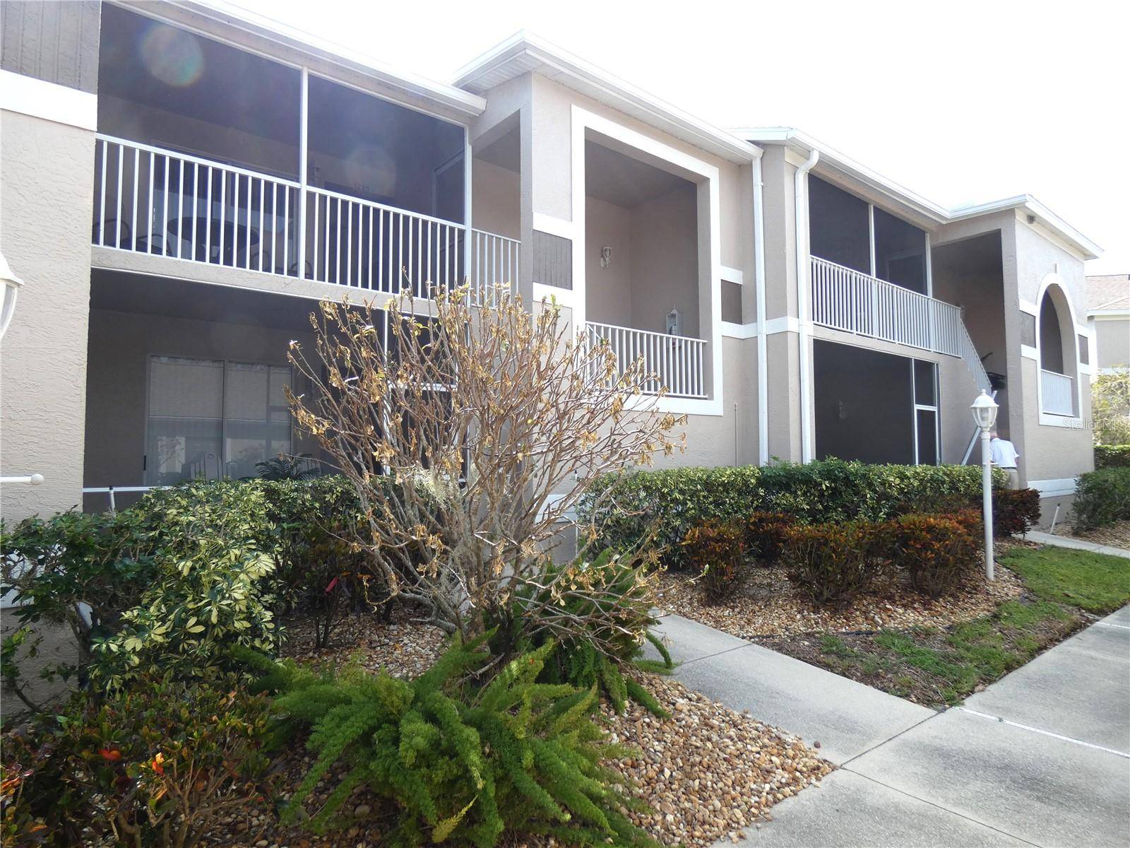 9641 CASTLE POINT DR #1225, Sarasota, FL 34238