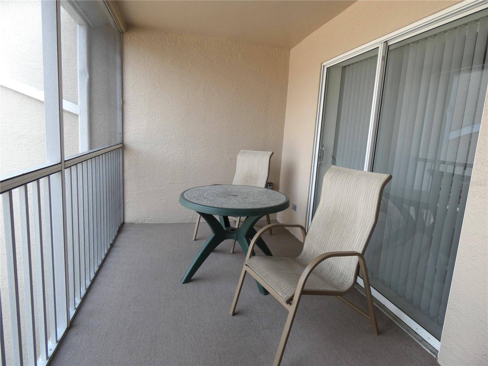 9641 CASTLE POINT DR #1225, Sarasota, FL 34238