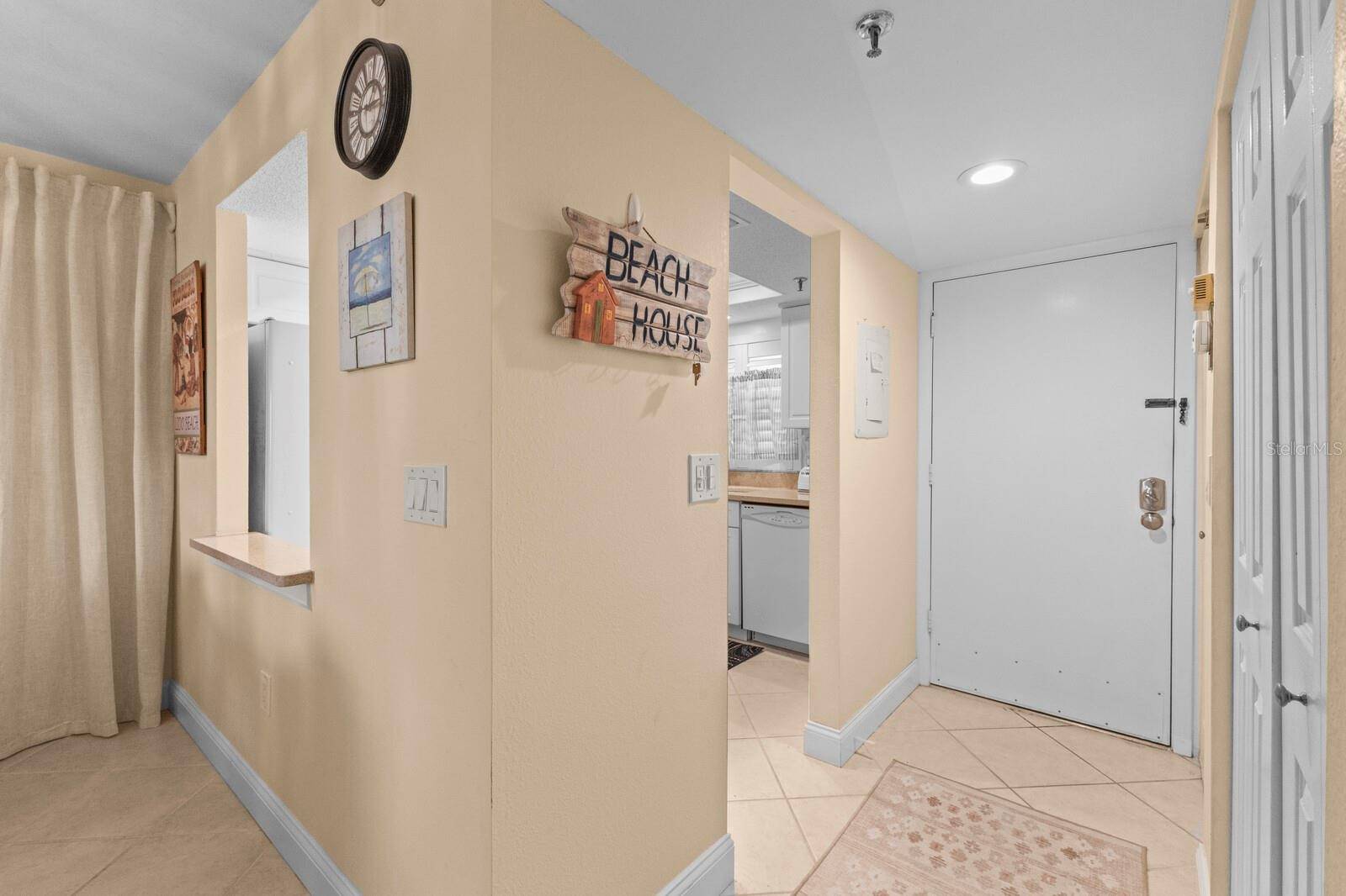 1001 BENJAMIN FRANKLIN DR #512, Sarasota, FL 34236