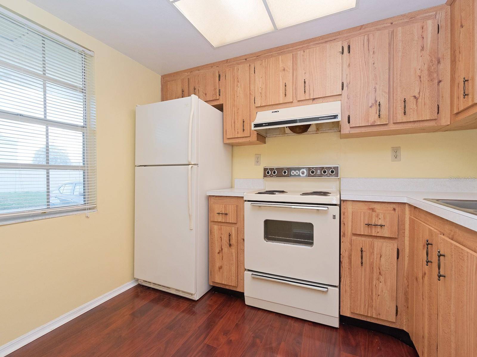 2465 NORTHSIDE DR #906, Clearwater, FL 33761
