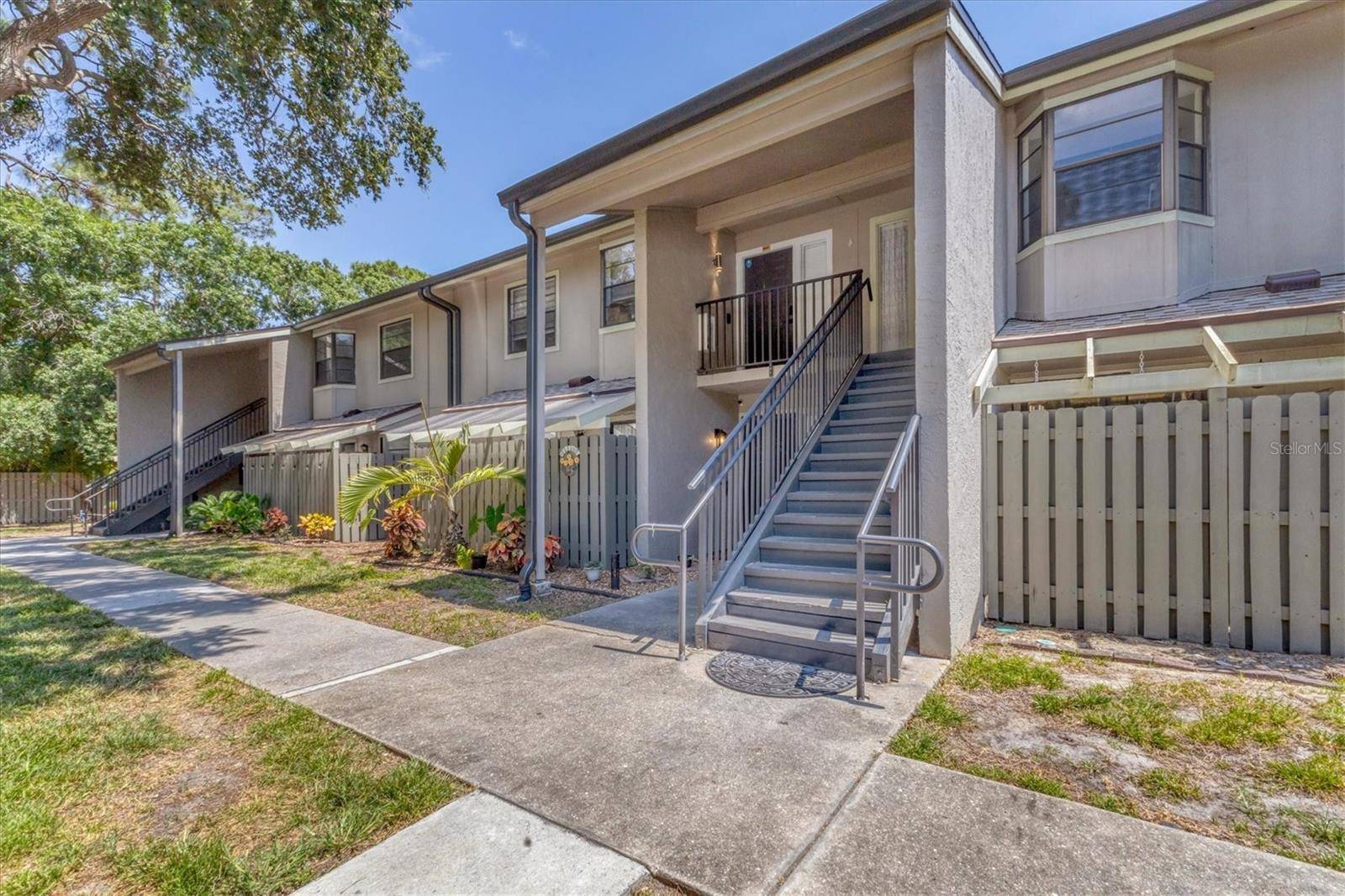 5611 SUMMER SIDE LN #46B, Sarasota, FL 34231