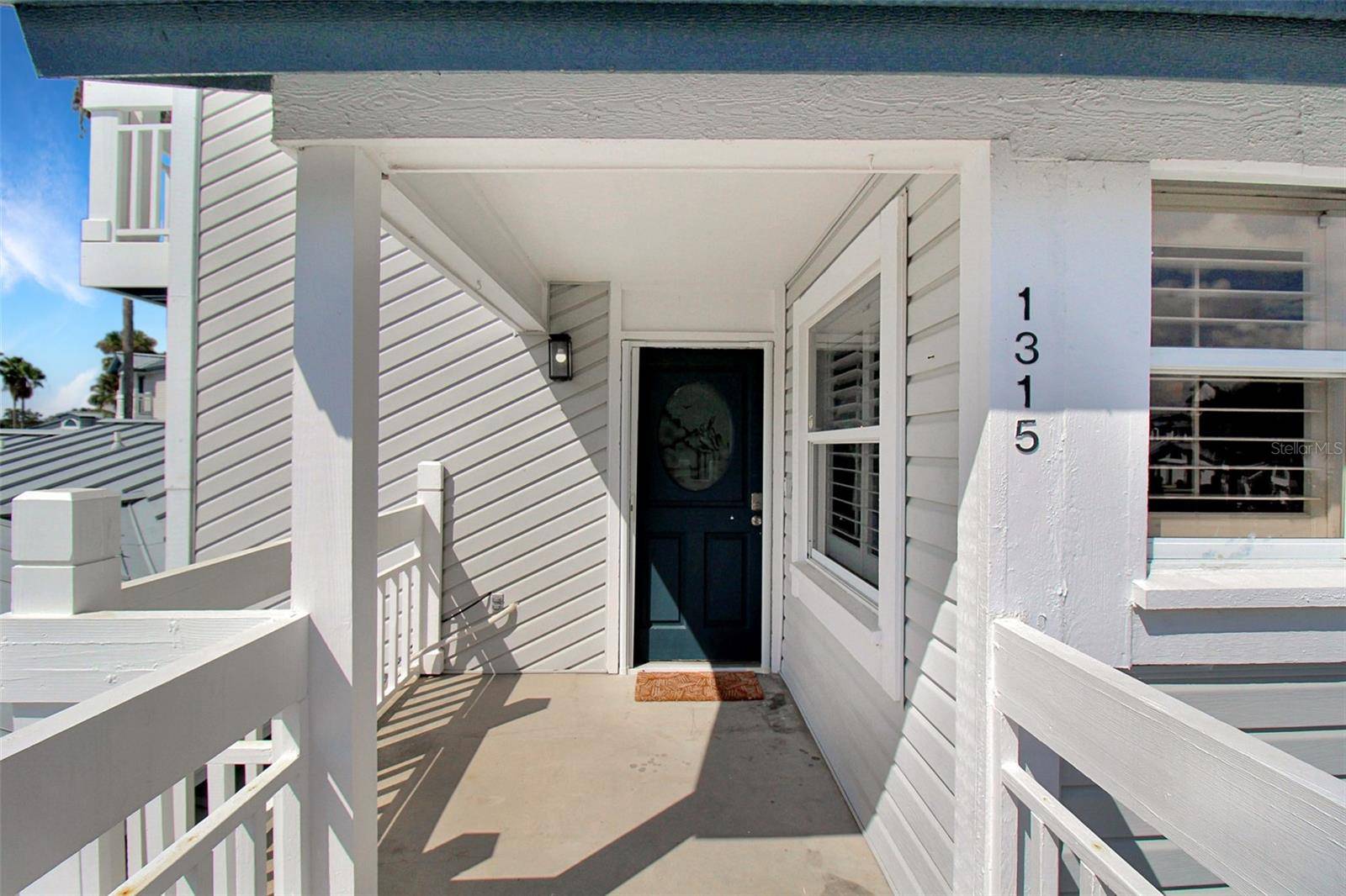 1315 SIESTA BAYSIDE DR #1315B, Sarasota, FL 34242