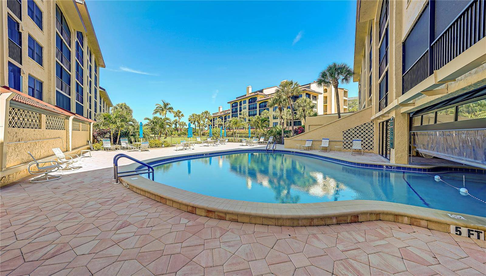 8710 MIDNIGHT PASS RD #405, Sarasota, FL 34242