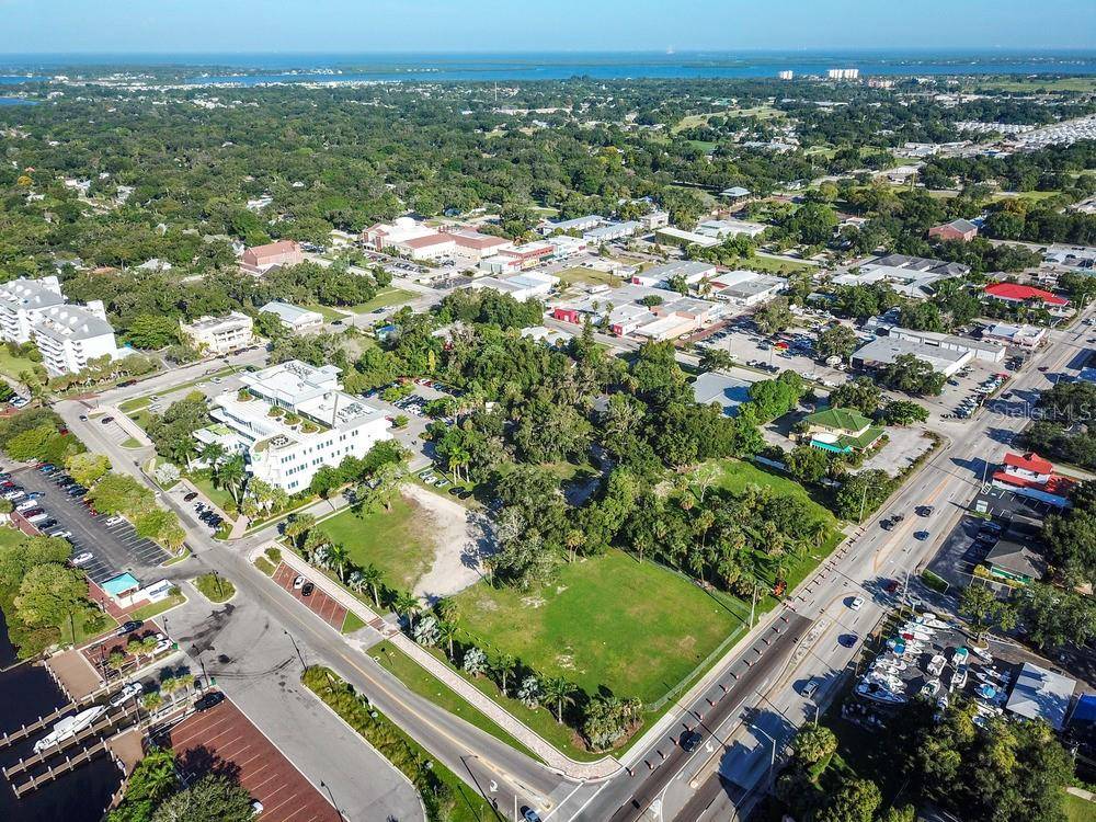 834 RIVERSIDE DR, Palmetto, FL 34221