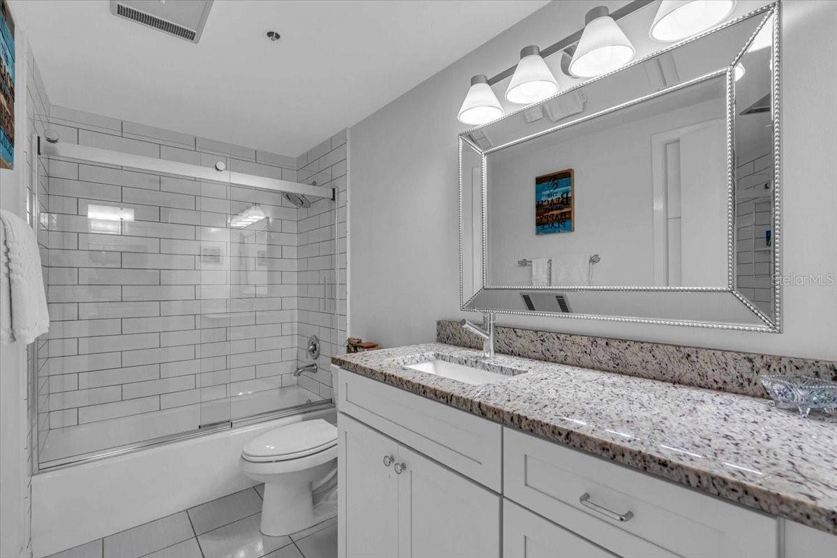 5621 GULF OF MEXICO DR #102, Longboat Key, FL 34228