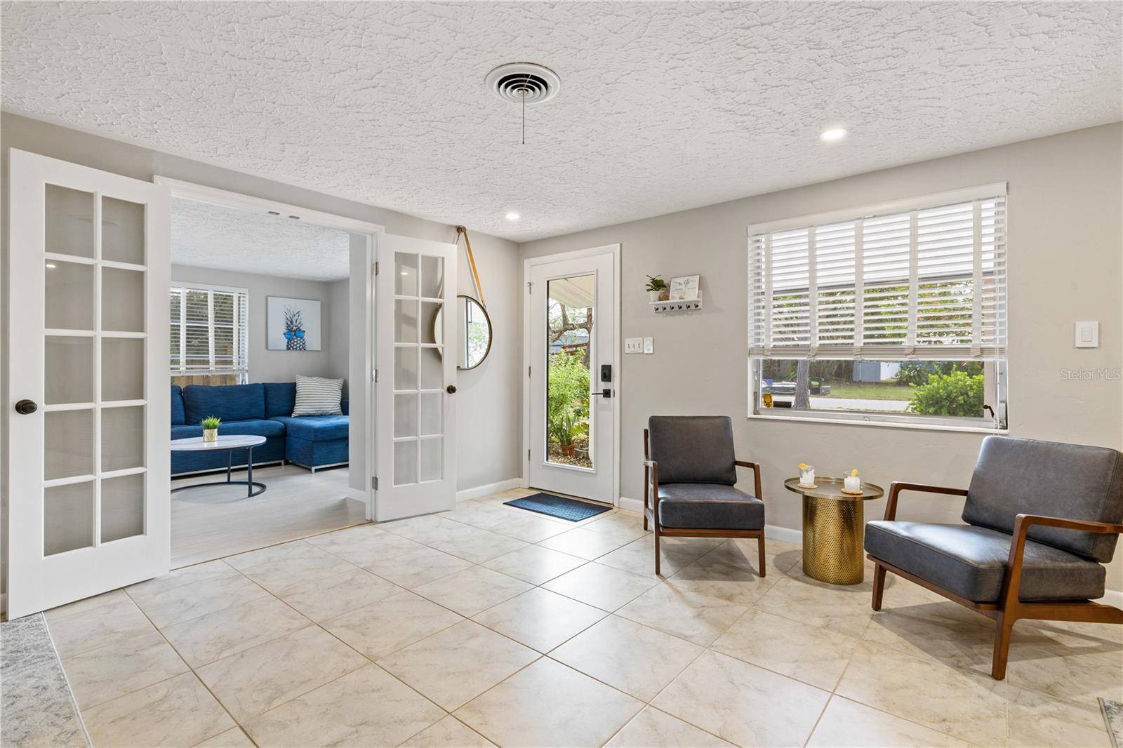 2365 BAY ST, Sarasota, FL 34237