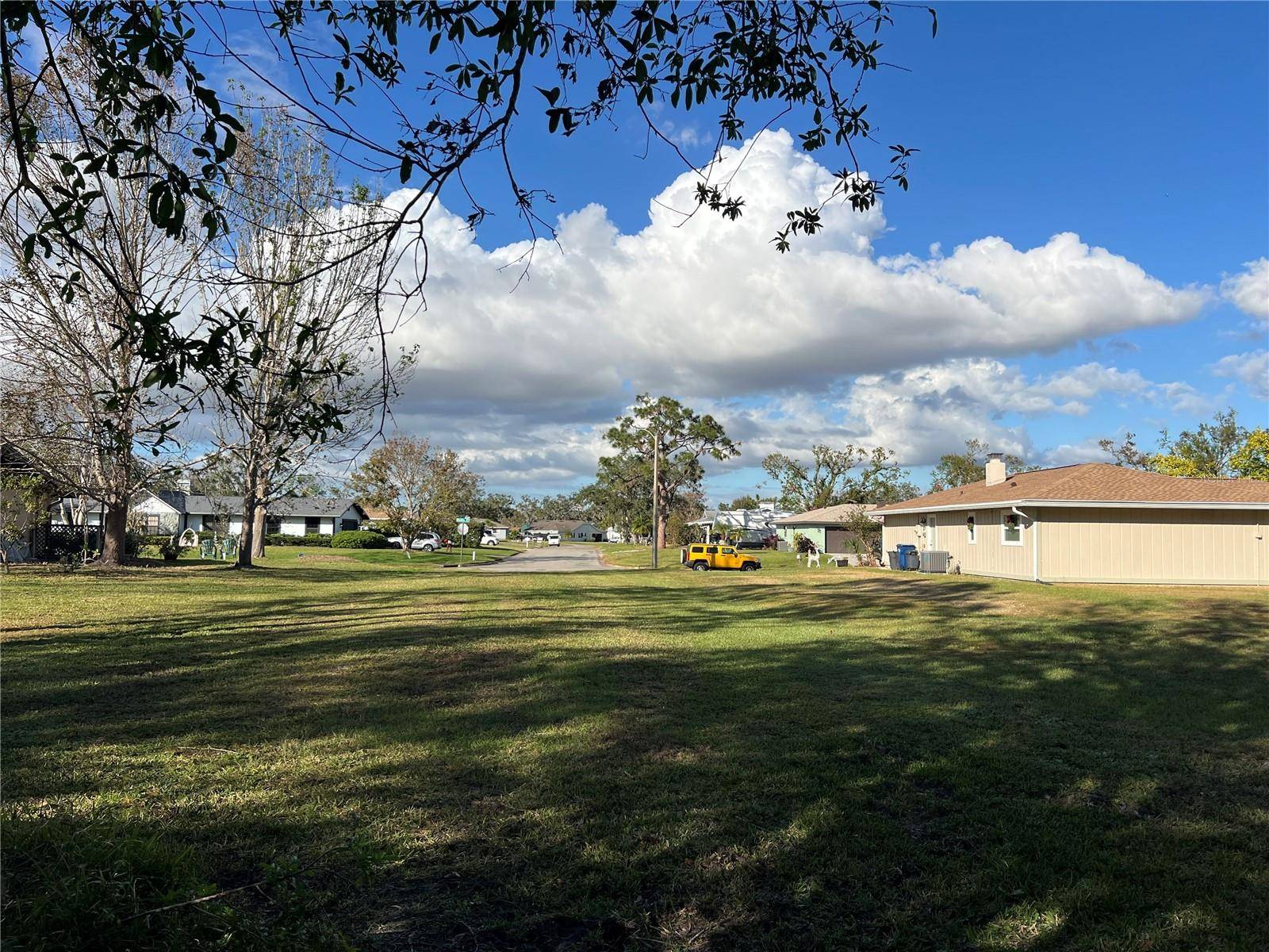 LEON DR, Ellenton, FL 34222