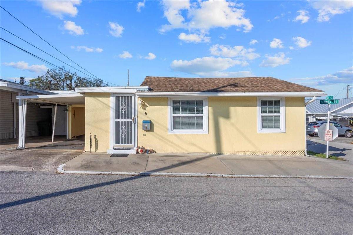 6 SEMINOLE DR, Bradenton, FL 34208