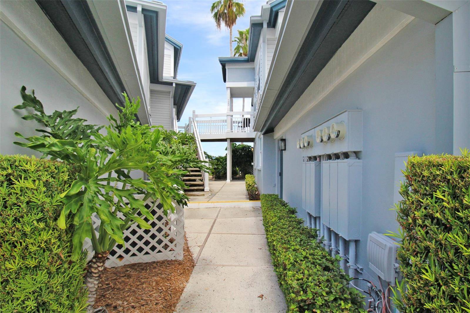 1335 SIESTA BAYSIDE DR #1335C, Sarasota, FL 34242