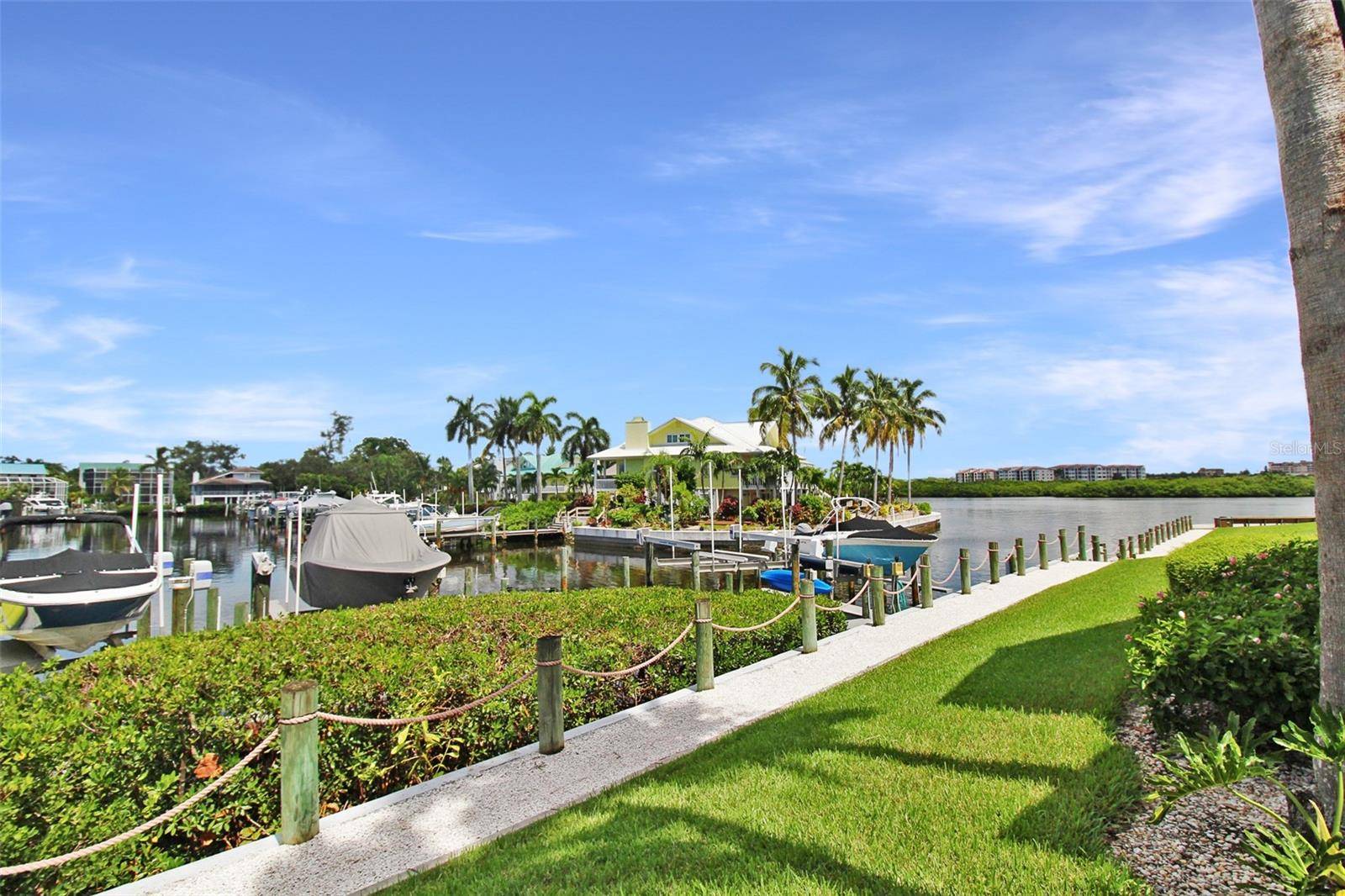 1335 SIESTA BAYSIDE DR #1335C, Sarasota, FL 34242