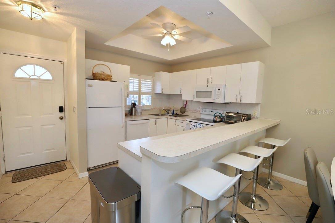 8370 WINGATE DR #714, Sarasota, FL 34238