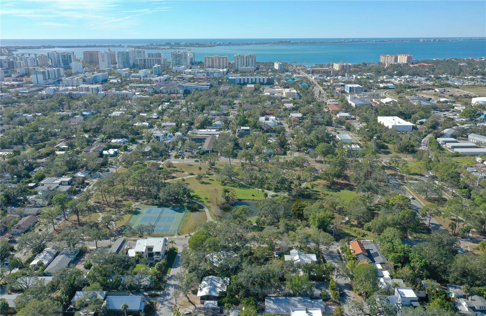 1744 10TH ST, Sarasota, FL 34236