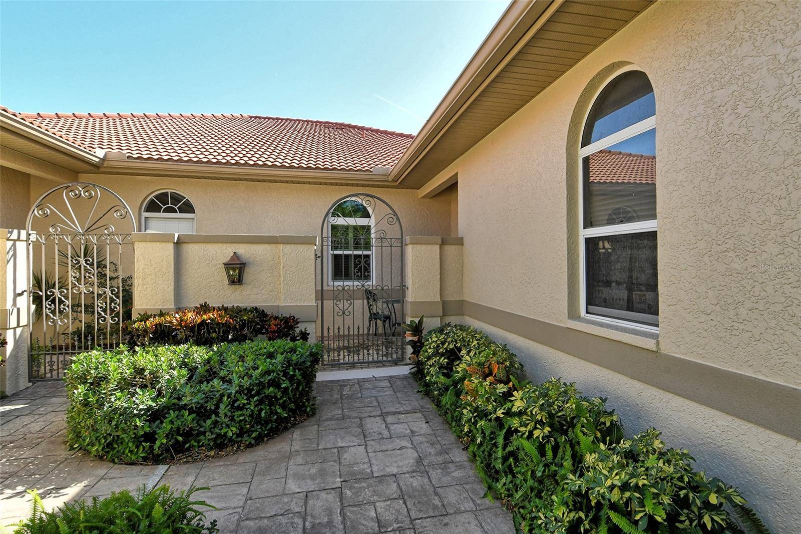 3416 W CHELMSFORD CT #2, Sarasota, FL 34235
