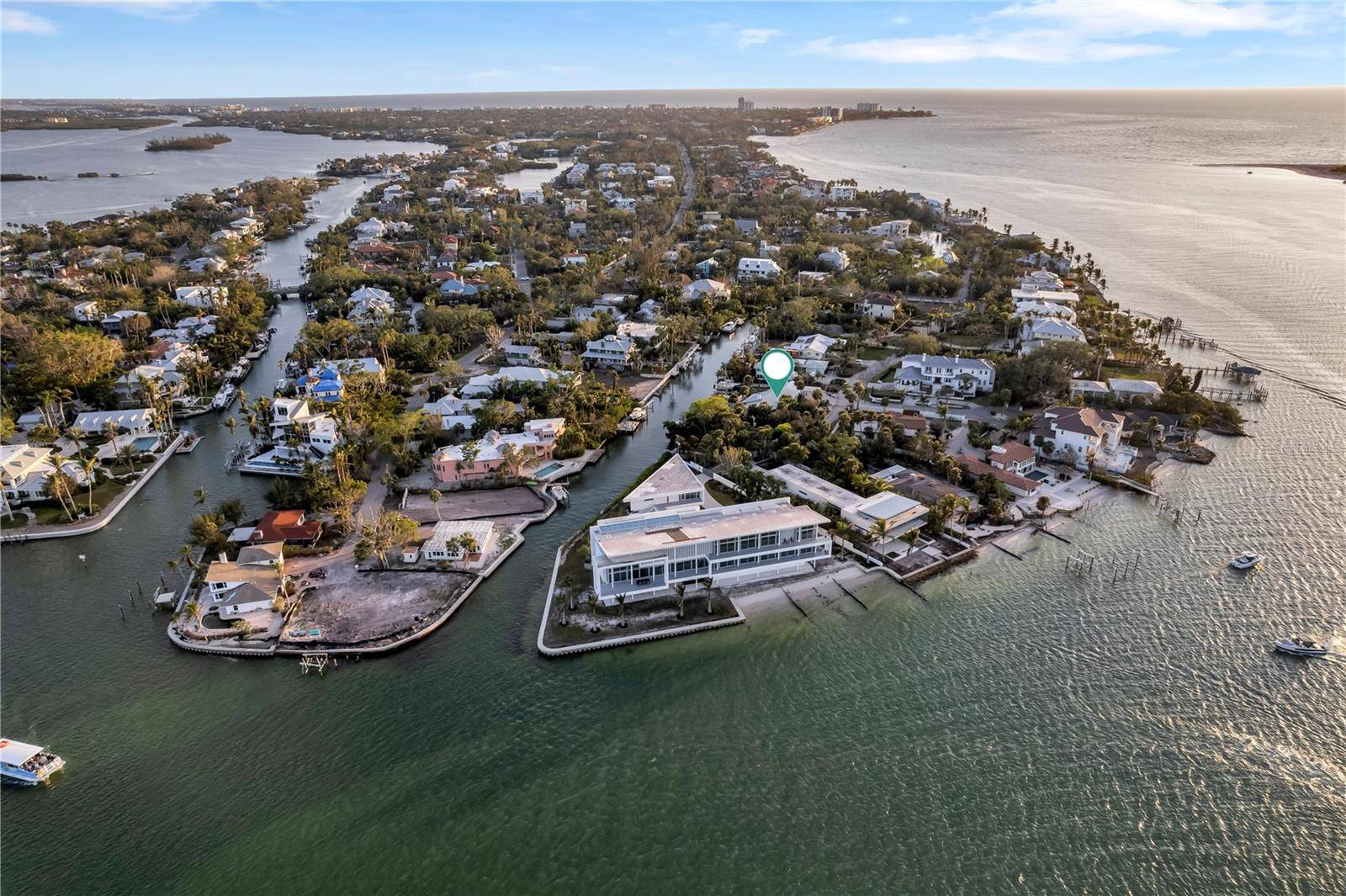 31 LANDS END LN, Sarasota, FL 34242