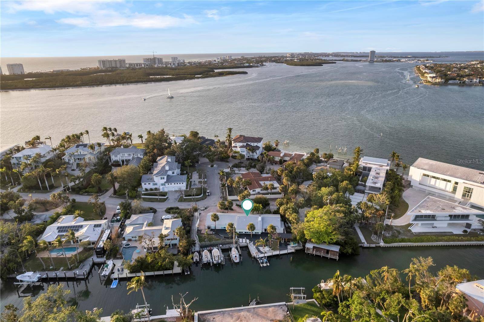 31 LANDS END LN, Sarasota, FL 34242