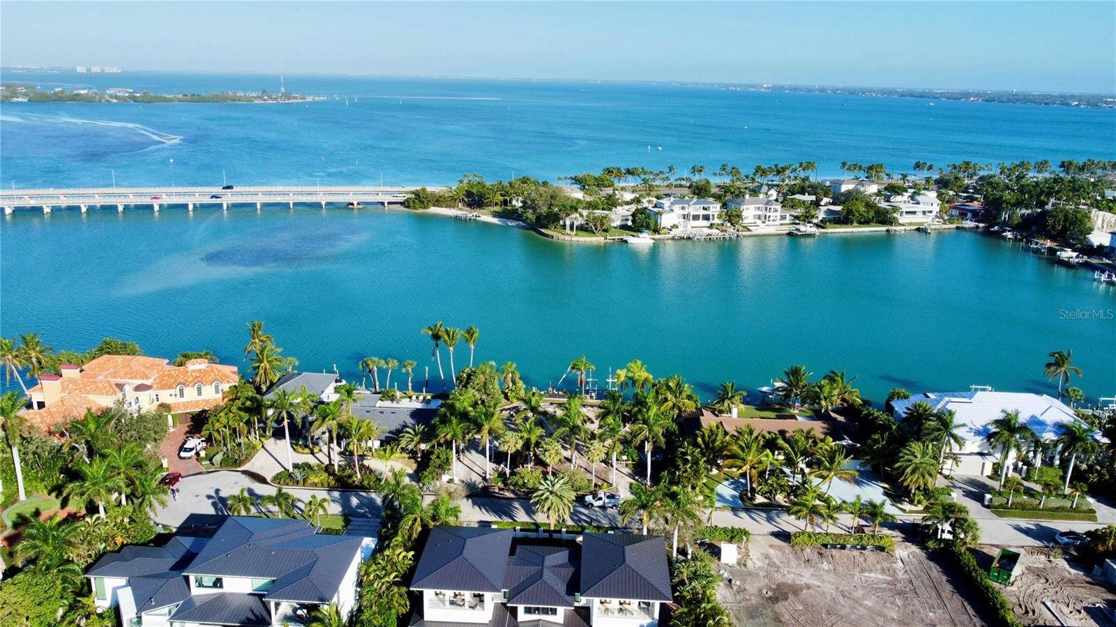 109 N WARBLER LN, Sarasota, FL 34236