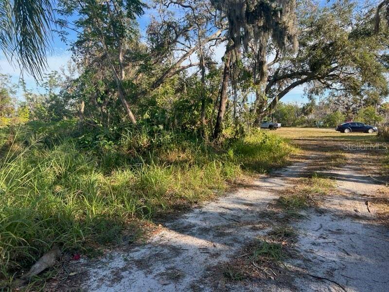 4122 N LOCKWOOD RIDGE RD, Sarasota, FL 34234