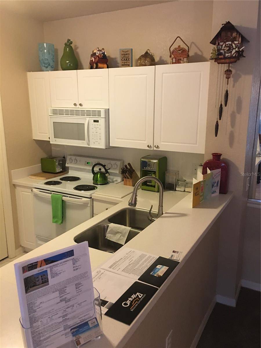 5174 NORTHRIDGE RD #211, Sarasota, FL 34238
