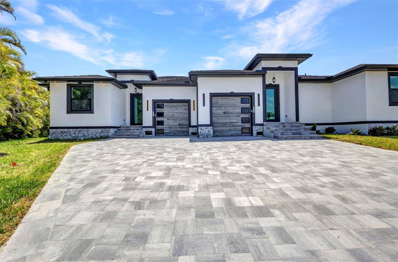 1327 WESLEY DR, Punta Gorda, FL 33950