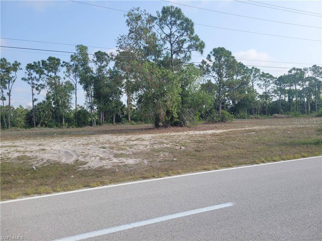 31 WILMINGTON Pkwy, Cape Coral, FL 33993