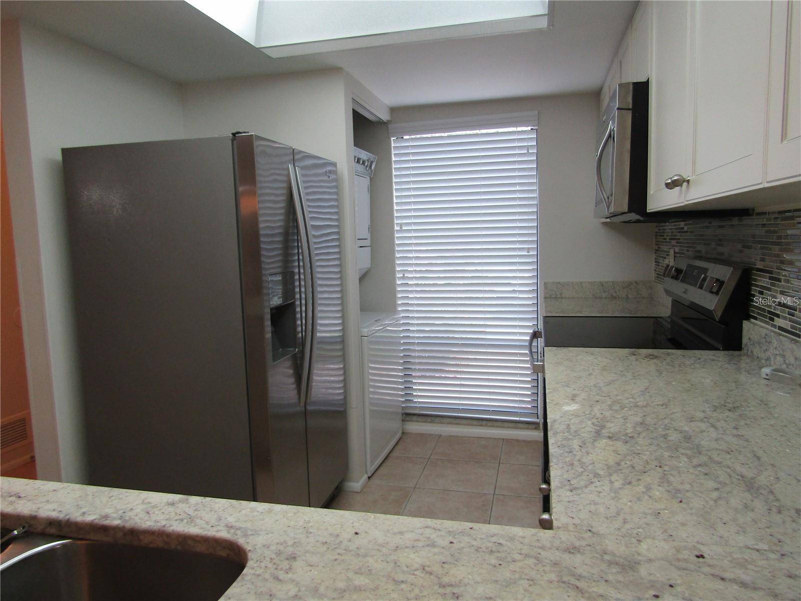 3021 TAYWOOD MDWS #11, Sarasota, FL 34235