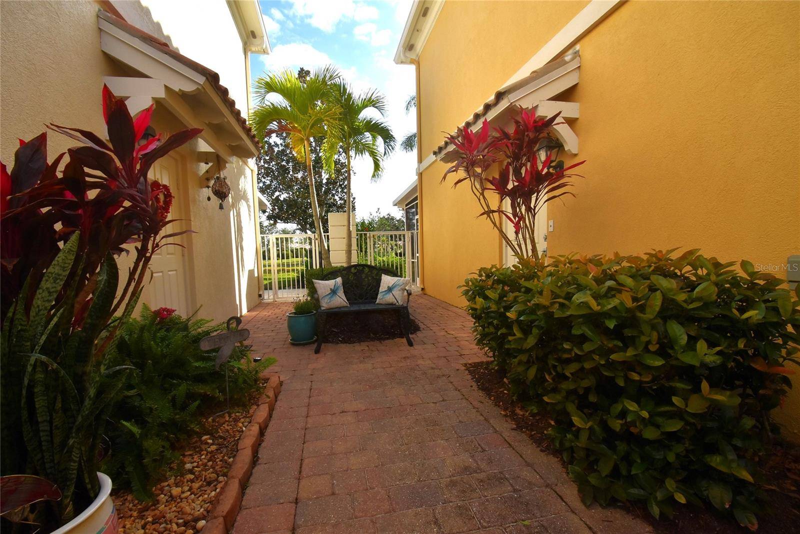 7624 BERGAMO AVE #4B, Sarasota, FL 34238