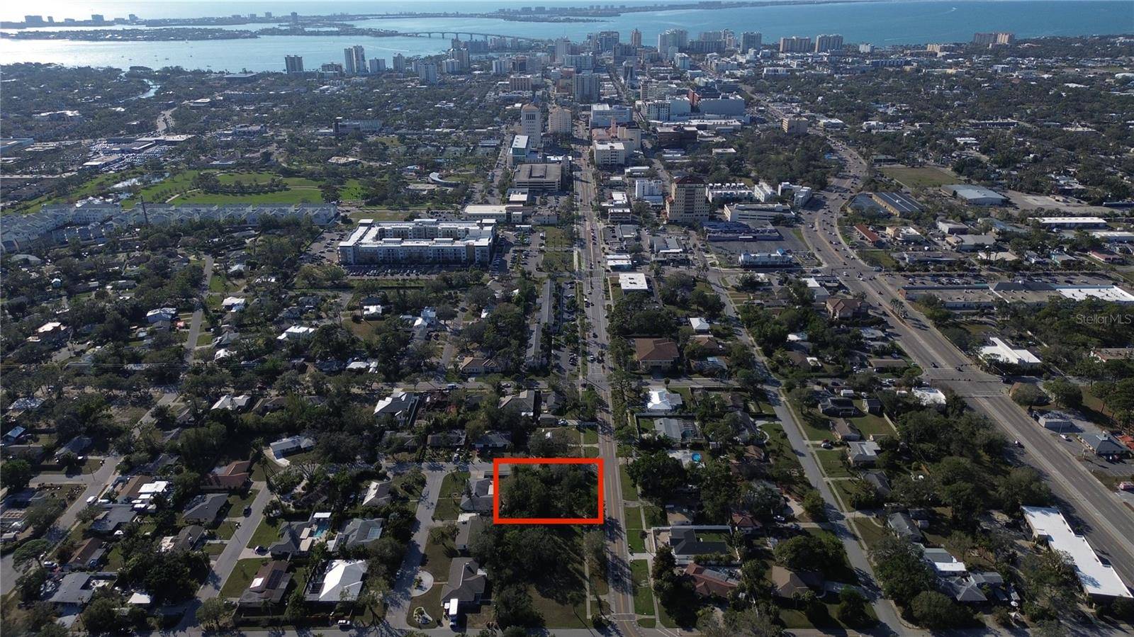 2450 RINGLING BLVD, Sarasota, FL 34237