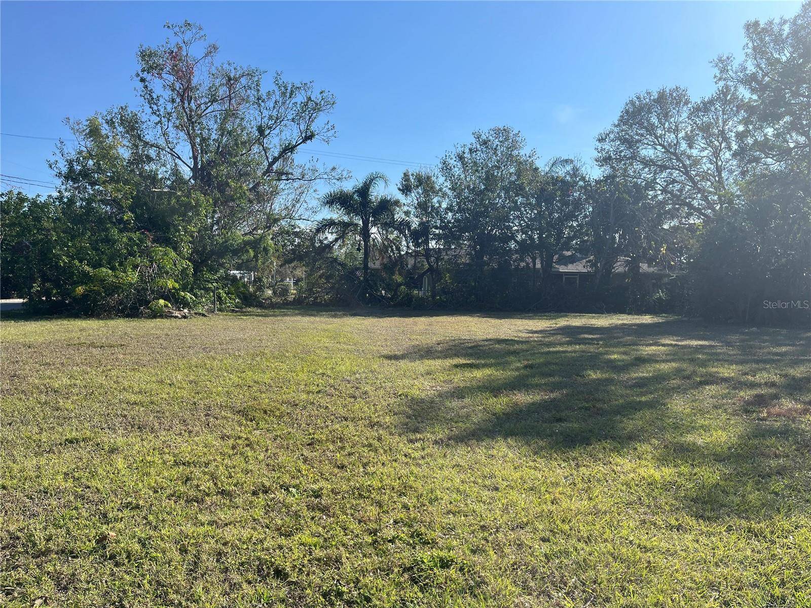 2484 RINGLING BLVD, Sarasota, FL 34237