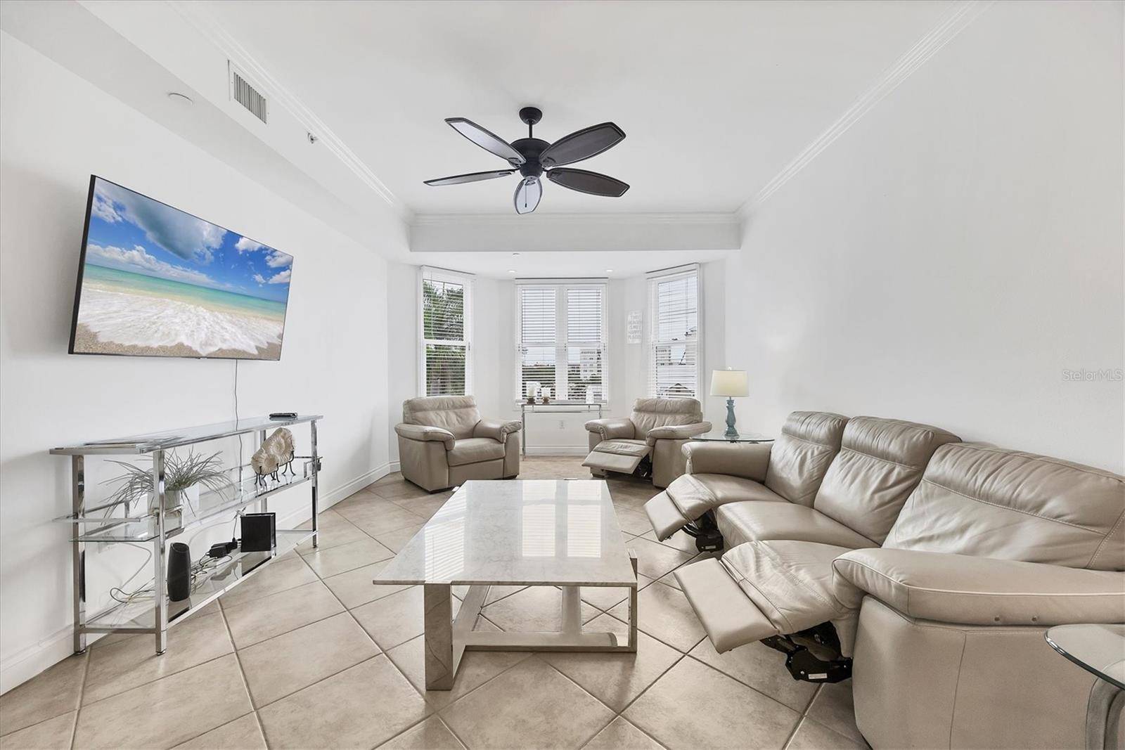 8111 LAKEWOOD MAIN ST #304, Lakewood Ranch, FL 34202