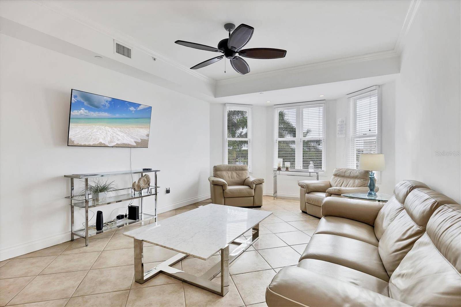 8111 LAKEWOOD MAIN ST #304, Lakewood Ranch, FL 34202
