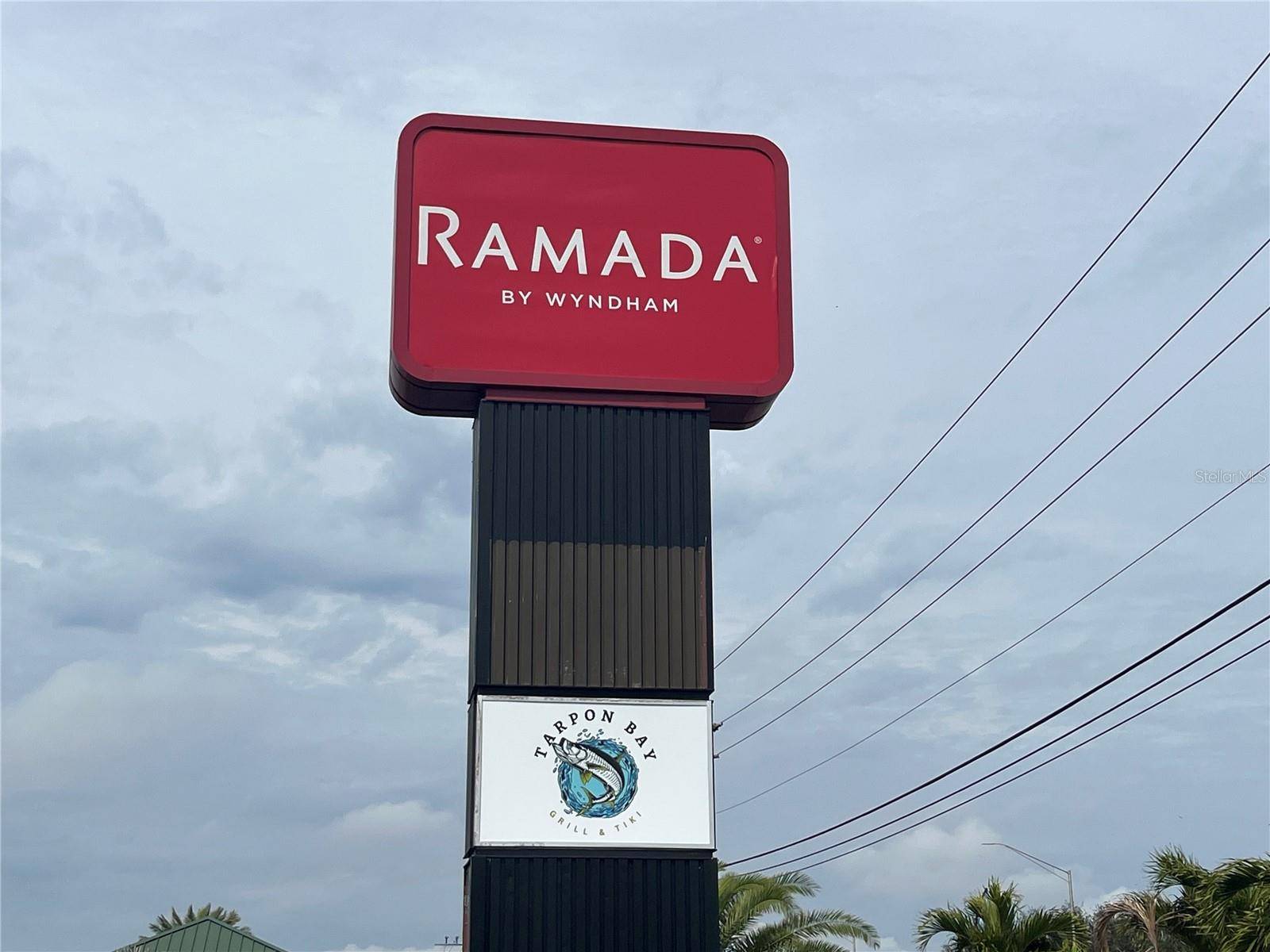 7150 N TAMIAMI TRL #S510, Sarasota, FL 34243
