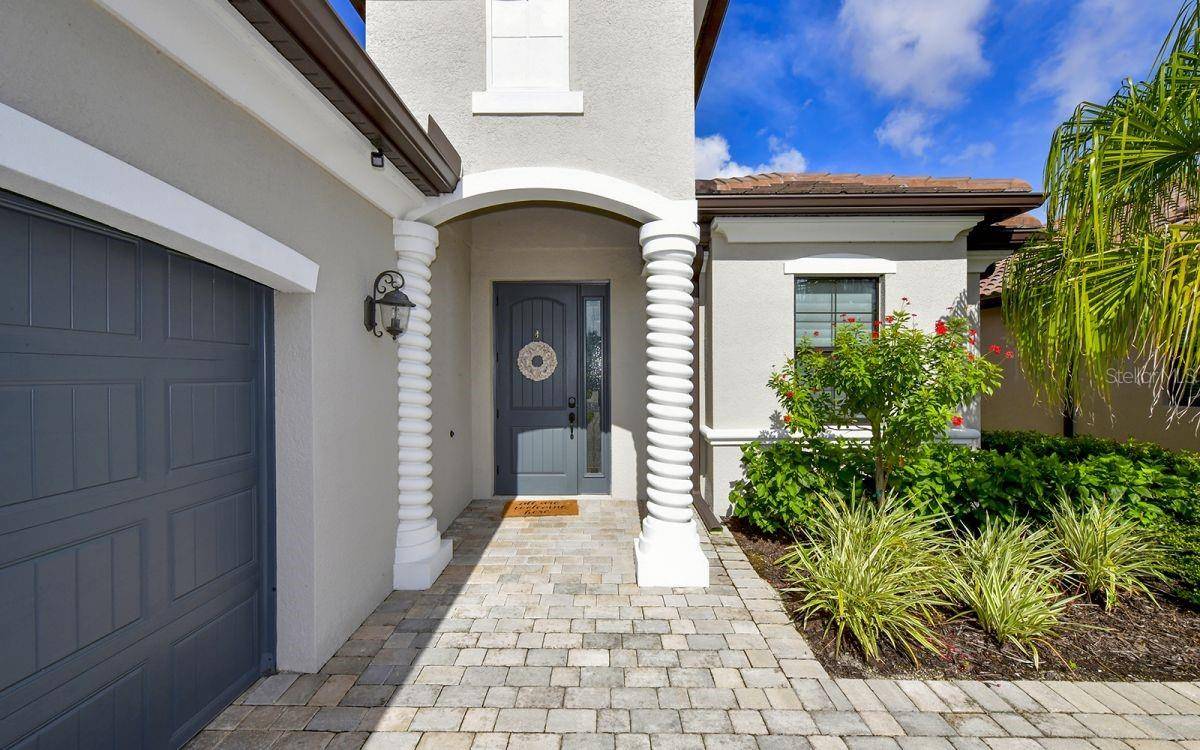5930 CESSNA RUN, Bradenton, FL 34211