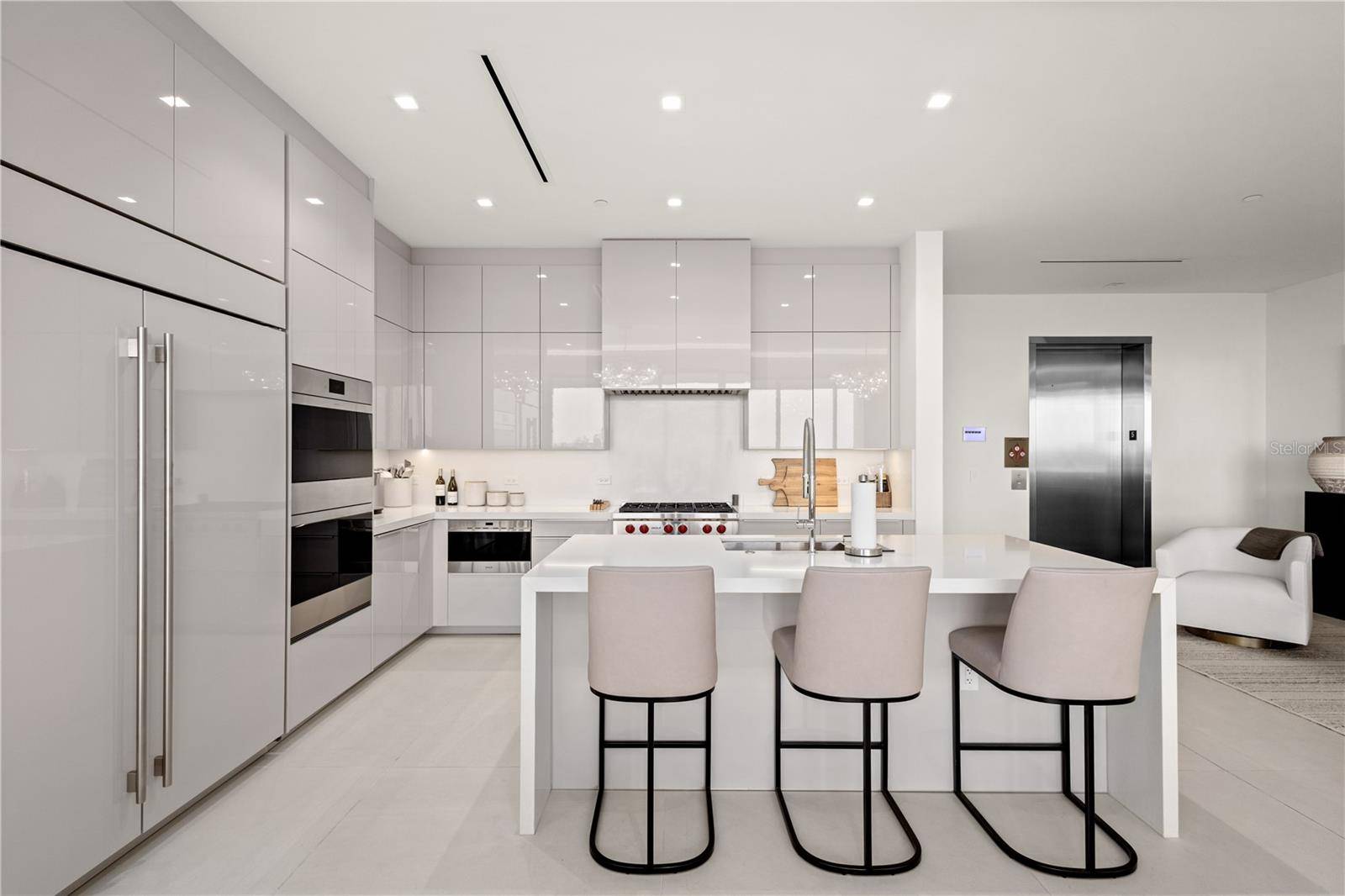 1581 GULF OF MEXICO DR #507, Longboat Key, FL 34228
